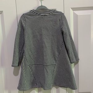 Bundle of 2 Baby Gap long sleeve knit dresses 3T